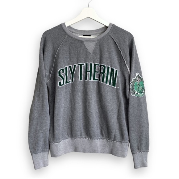 Warner Bros. Sweaters - SLYTHERIN Harry Potter Universal Studios Authentic Crewneck Cosplay Sz S Unisex